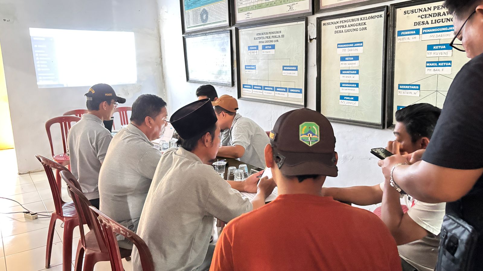 Pelatihan Desa Digital EasyDes di Desa Ligung Lor: Wujudkan Pemerintahan Desa yang Lebih Modern